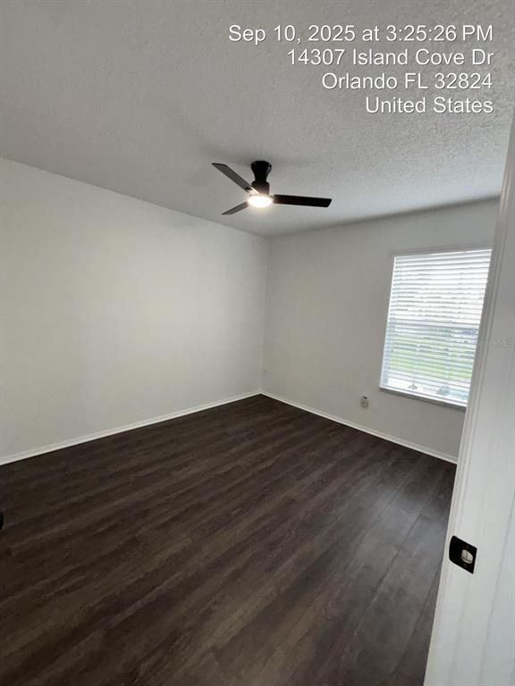 Building Photo - 14307 Island Cove Dr