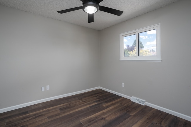 Building Photo - 1409 Orchid Ct