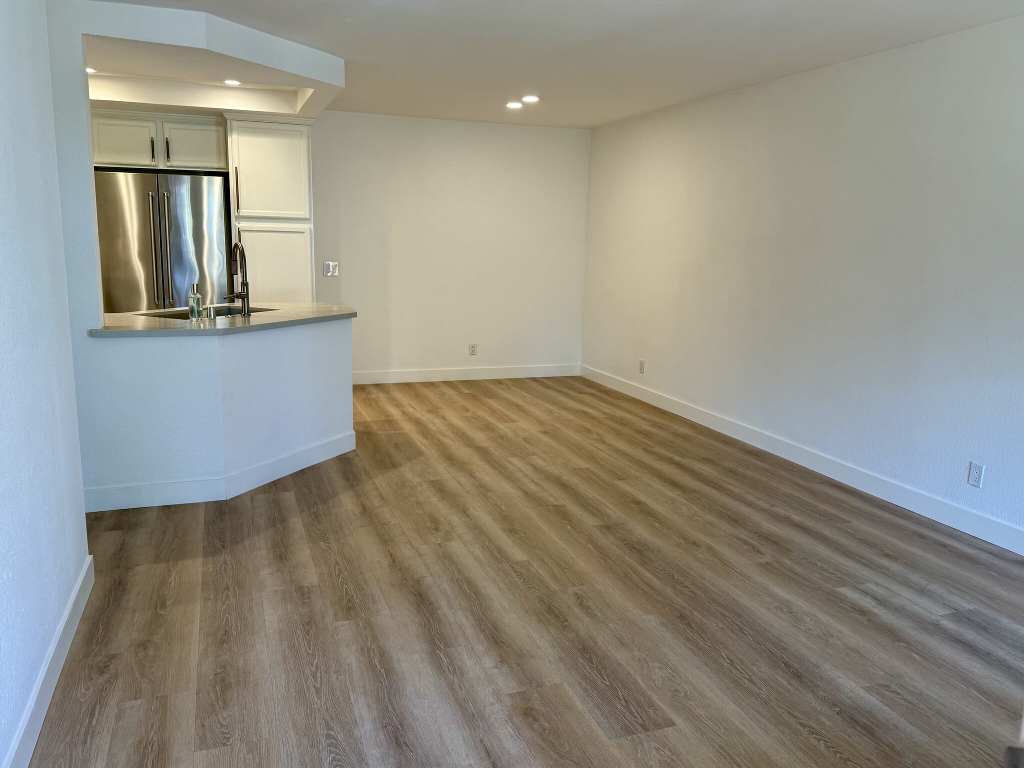 Building Photo - 12675 Camino Mira del Mar