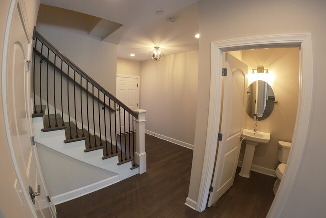 Building Photo - 10750 Clock Tower Dr