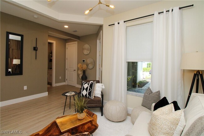 Building Photo - 8857 Oceana Wy