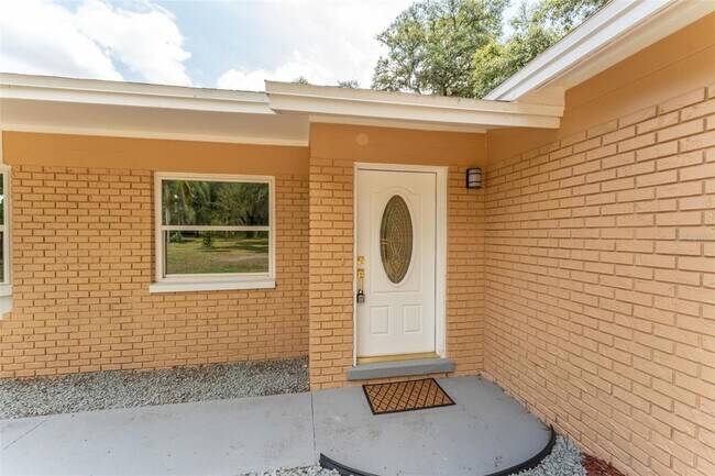 Building Photo - 4323 Culbreath Rd