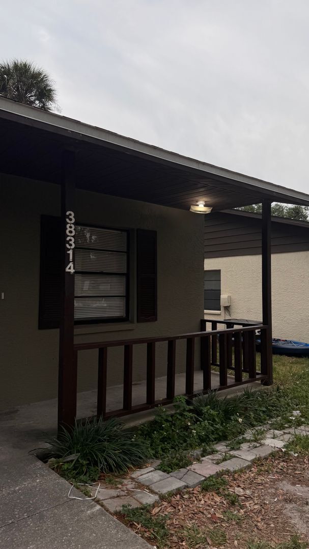 Building Photo - Move-In Ready 2BR/2BA Home with Modern Updates & Prime Zephyrhills Location!