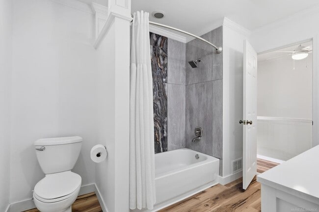 Building Photo - 1340 Kings Cove Dr E