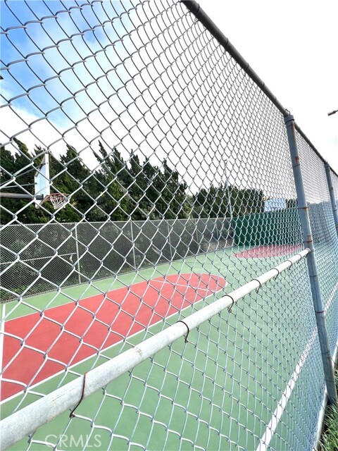 Building Photo - 28129 Ridgethorne Ct