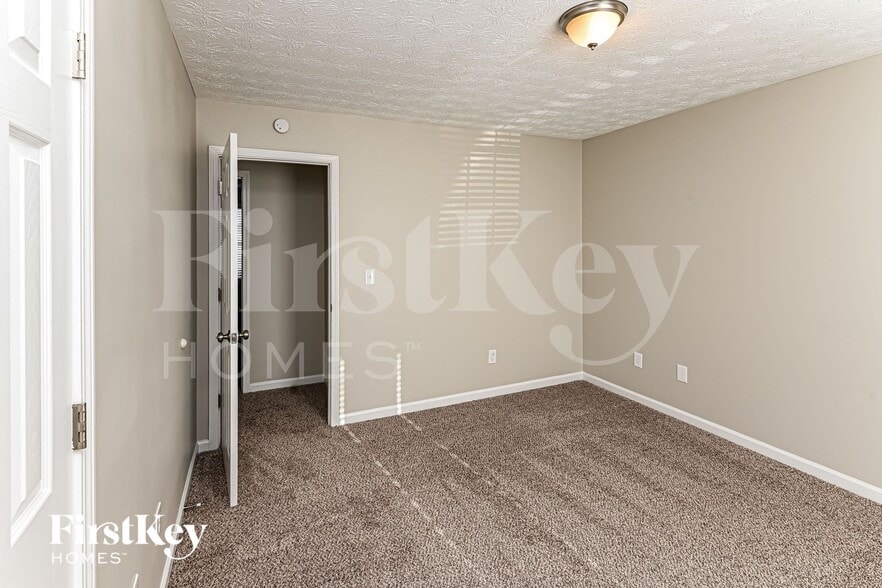 Building Photo - 344 Mary Alice Dr