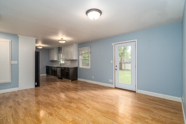 Building Photo - Beautiful Single Family Home