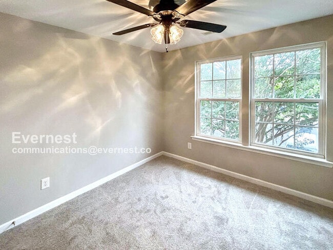 Building Photo - 125 Colter Dr