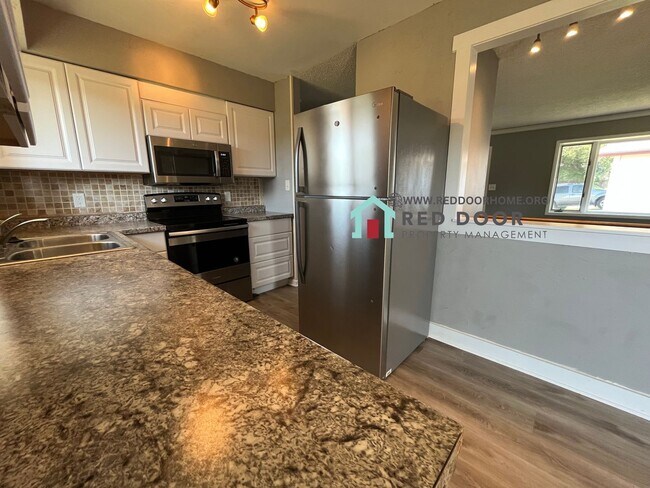 Building Photo - 5101 Silverwood Ct