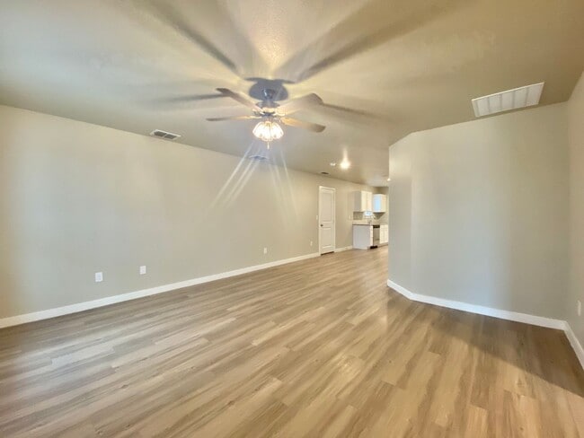 Building Photo - Pre leasing in Bell Farms for 1/04/2026