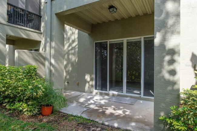 Building Photo - 10220 Bayou Grande