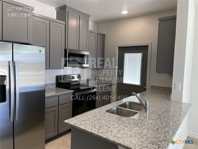 Building Photo - 207 Riptide Rd