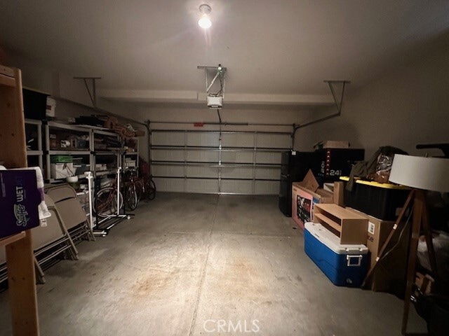 Building Photo - 15931 Moonflower Ave