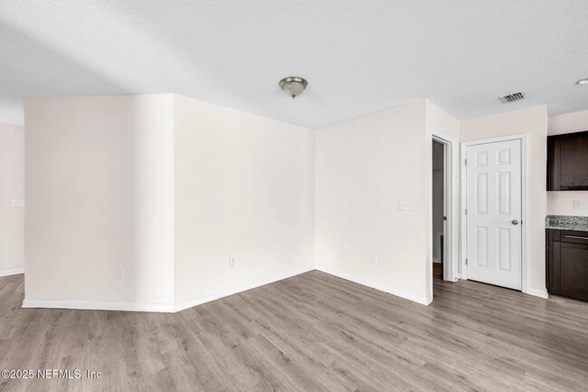 Building Photo - 2603 Lowell Ave