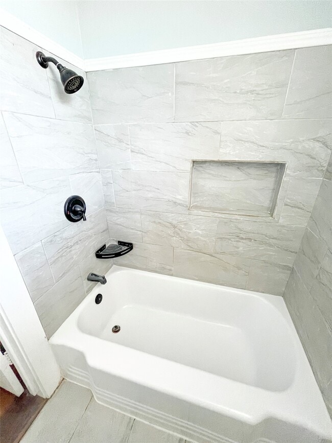 Building Photo - 901 Broadway Avenue J