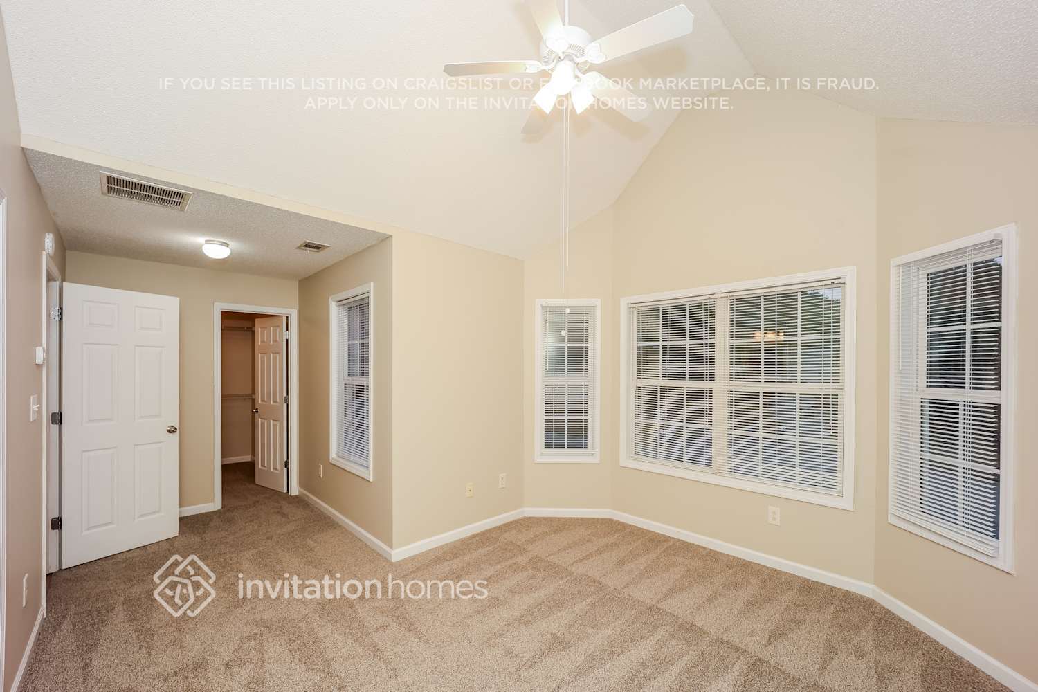 Building Photo - 220 Brookwood Cove