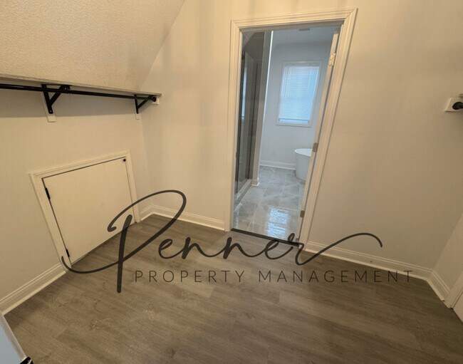 Building Photo - 6314 Agnes Ave