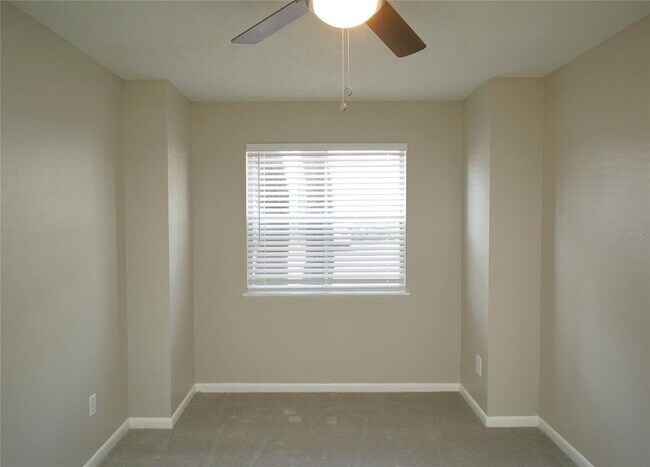 Building Photo - 603 S Melville Ave