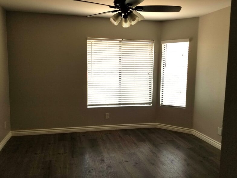 Master Bedroom - 3028 W Cheryllyn Ln