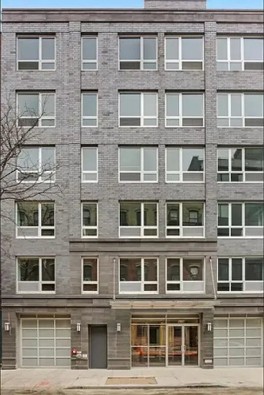 Building Photo - 164 Attorney St