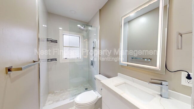 Building Photo - 3918 Herschel St