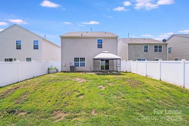 Building Photo - 3255 Winesap Dr