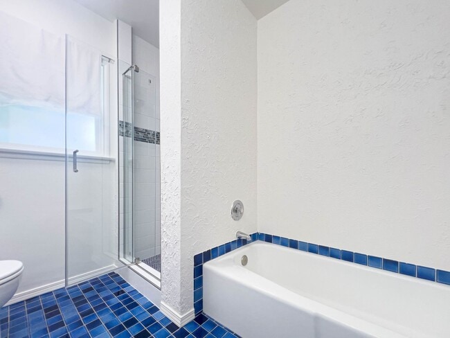 Building Photo - Spacious 3BR Home in Prime Burbank!