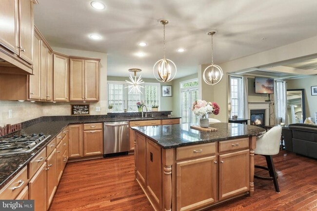 Building Photo - 7820 Early Morning St