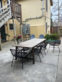 Private Patio - 11755 Moorpark St