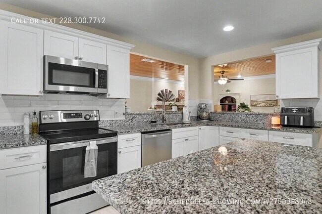 Building Photo - 412 Woodland Park Dr