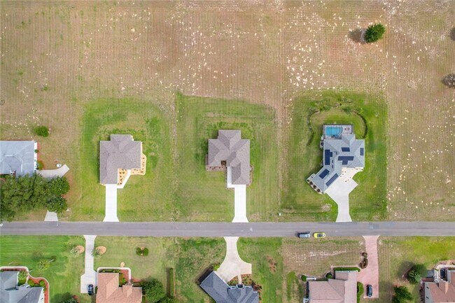 Building Photo - 725 E Charleston Ct