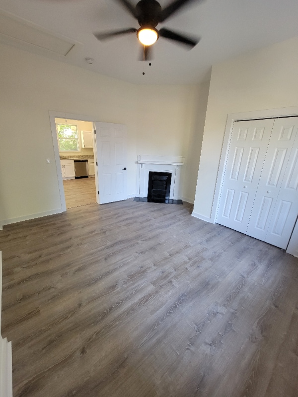 Building Photo - 306 E Florida St