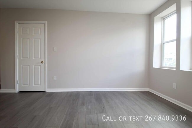 Building Photo - 1016-1018 S 52nd St-16.2B