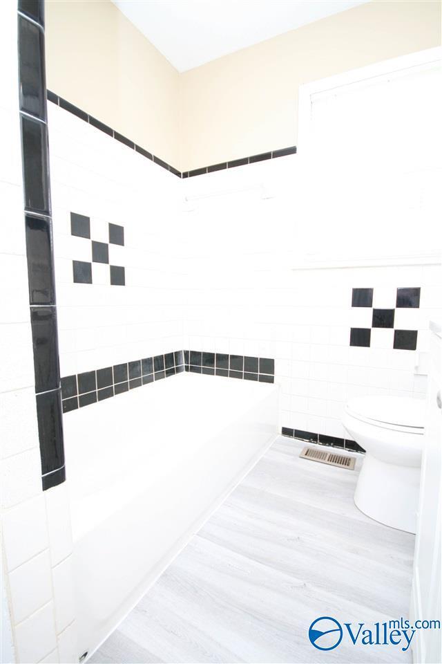 Building Photo - 4736 Bluehaven Dr NW