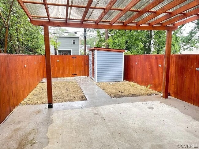 Building Photo - Beautiful Newly Renovated Home Available O...