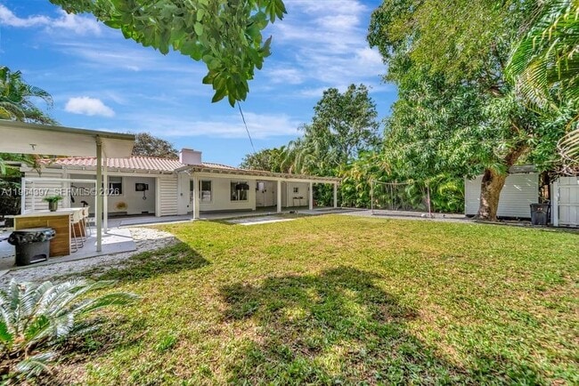 Building Photo - 77 NE 95th St