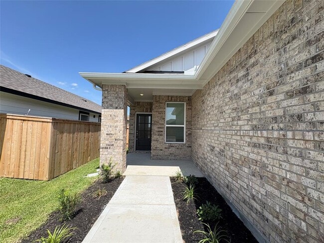Building Photo - 16817 Harvest Grv Ln