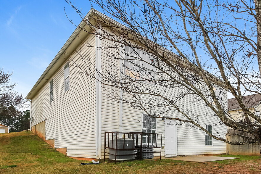 Building Photo - 1642 Boxcar Pl NE