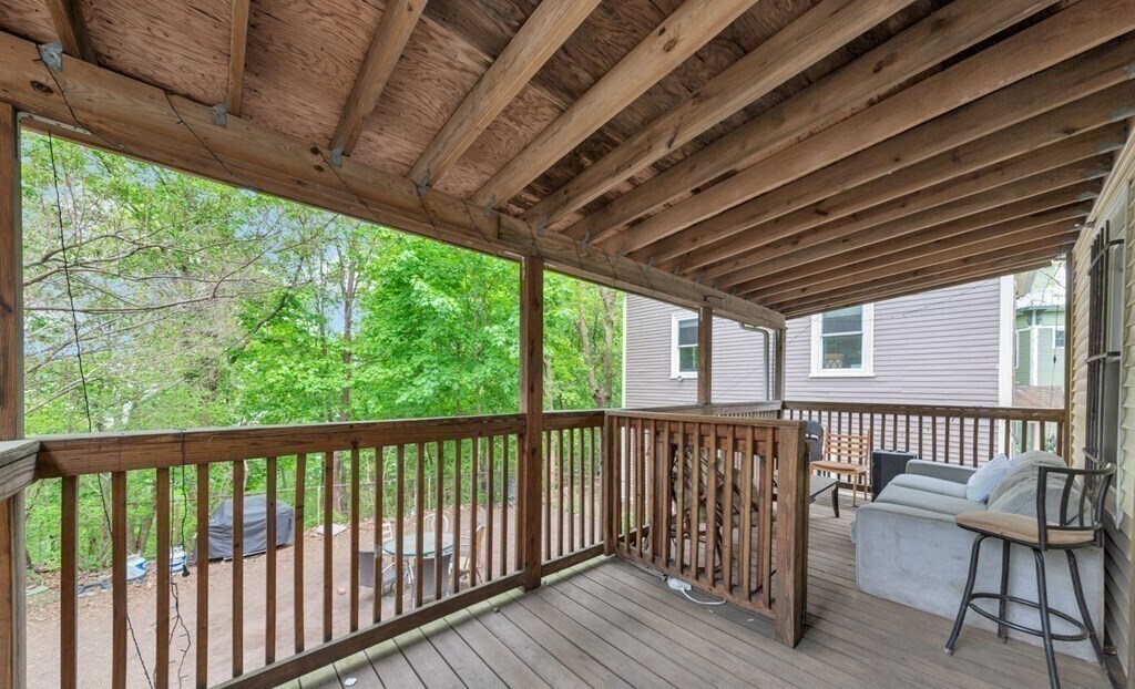 Building Photo - 228 Calumet St