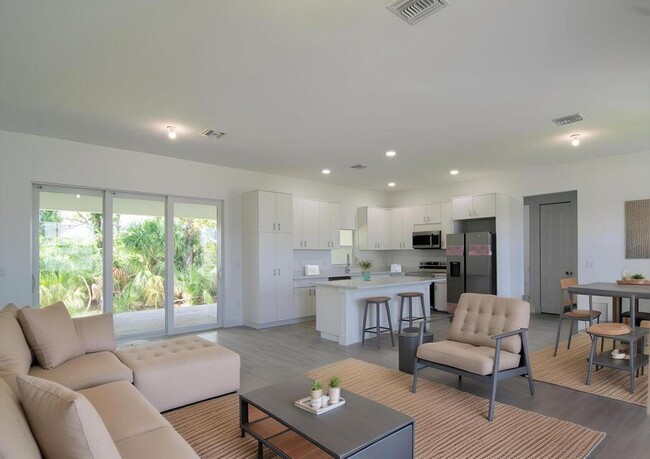 Building Photo - 10654 Washington Rd