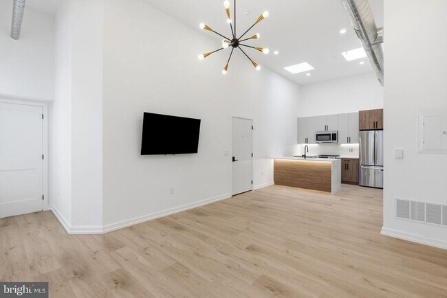 Building Photo - 1232 Chancellor St