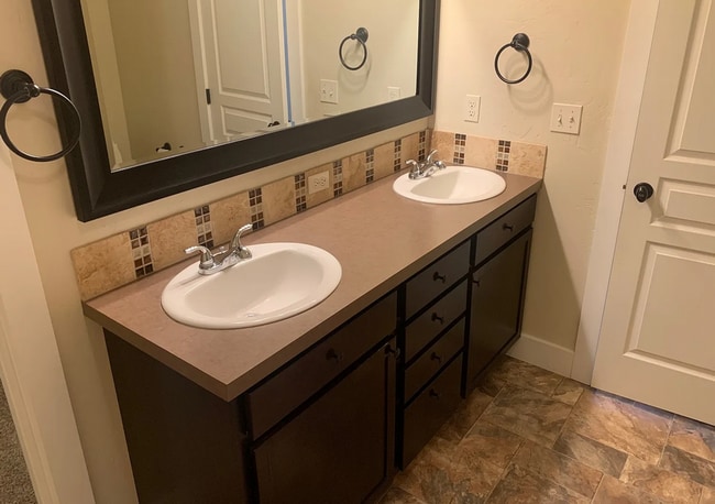 Building Photo - Upgraded 3 Bedroom Home in West Boise