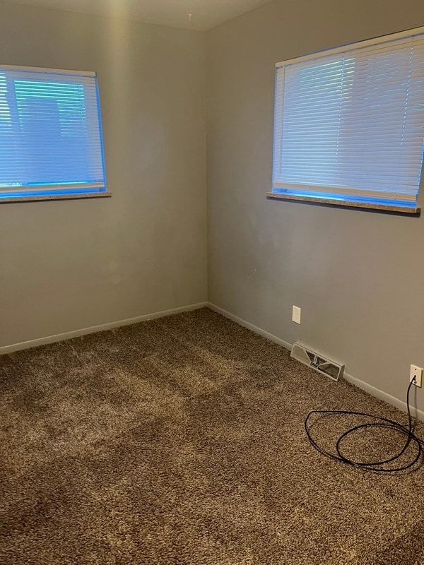 Building Photo - 4710 S Lincoln St