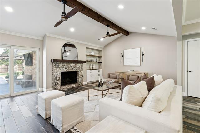 Building Photo - 1006 Spanish Trail