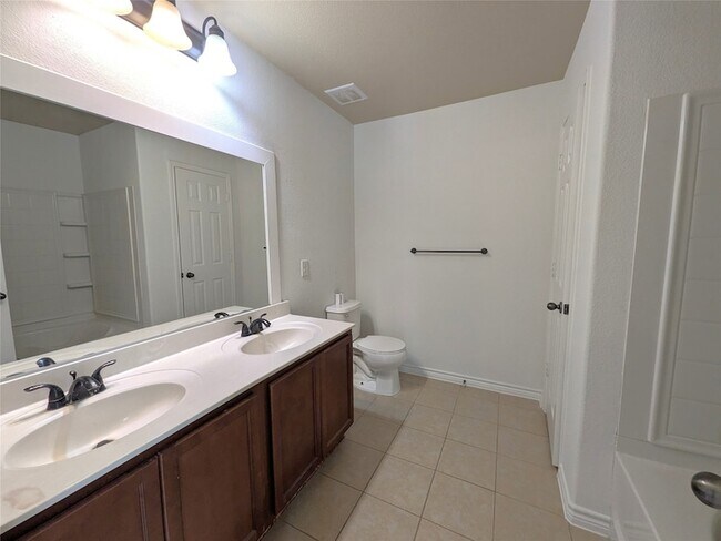 Building Photo - 5760 Fountain Flat Dr