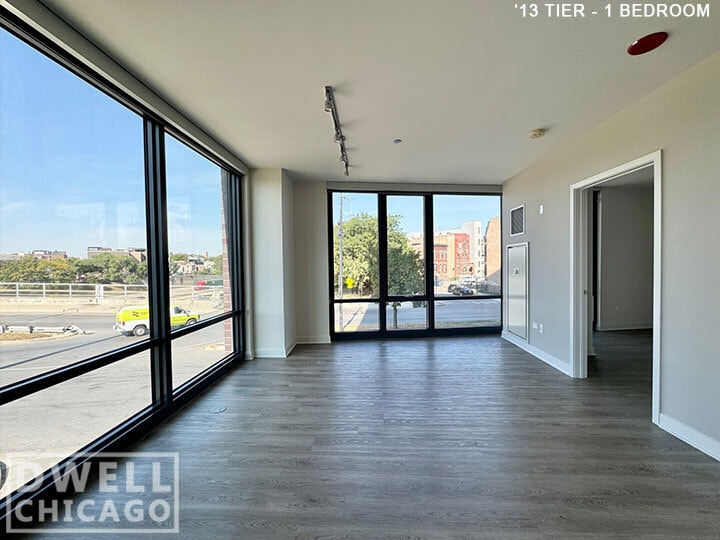 Building Photo - 710 N Aberdeen St