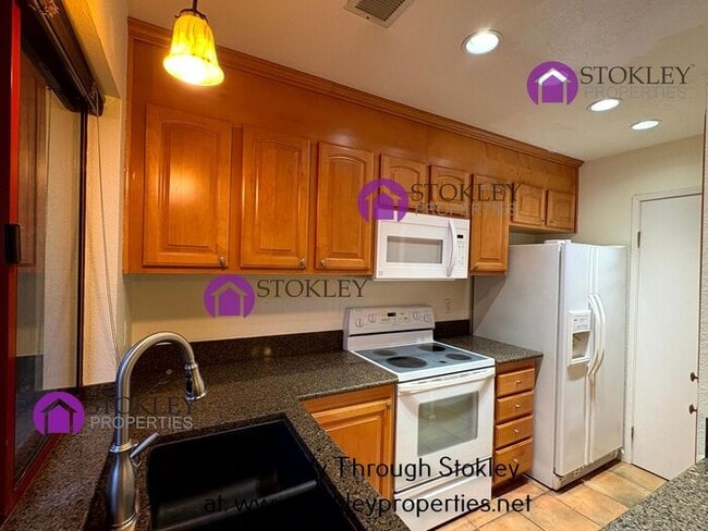 Building Photo - Stokley Properties Presents 2340 Westclffe Lane #G in Walnut Creek!