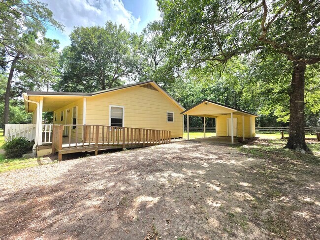 Building Photo - 12105 Old County Rd