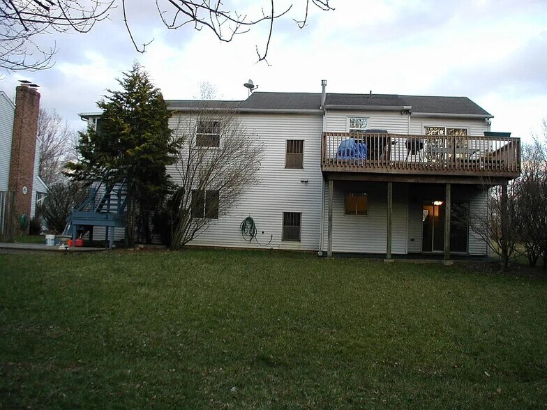 Building Photo - 4556 Winding Brook Dr