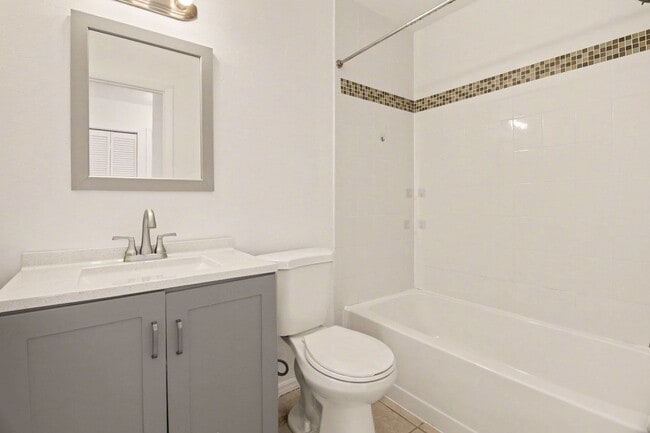 Building Photo - 1230 Port Malabar Blvd NE